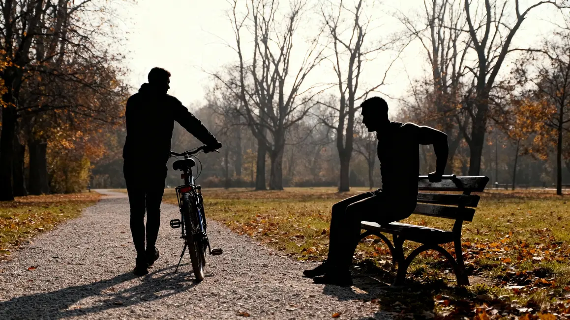 Silhouettes marche velo parc automne renforcement